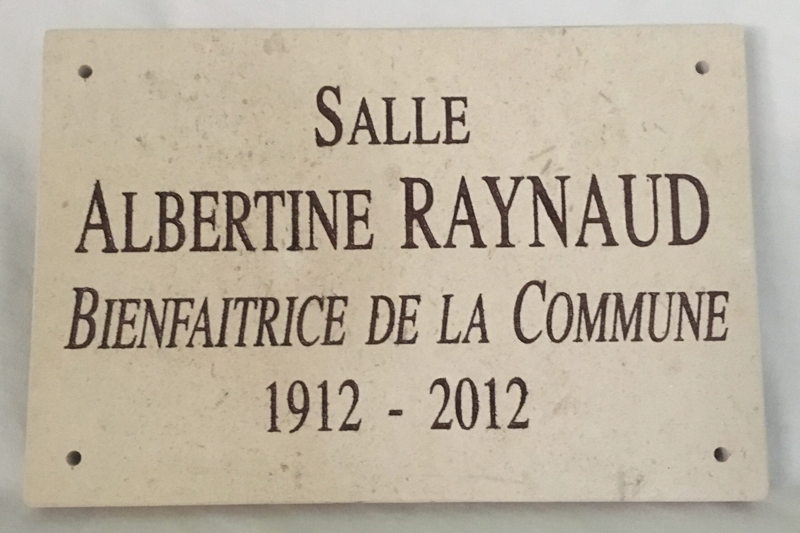 Plaque en COMBE BRUNE pour une mairie (16)